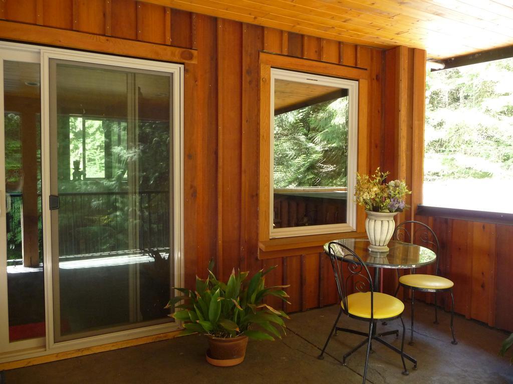 Bed and Breakfast Davis Brook Retreat à Sechelt Extérieur photo